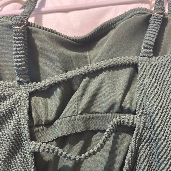 NWT Kona Sol Olive Women's Textured Square Neck One-Piece Swimsuit - Picture 9 of 10